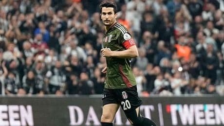 Necip Uysal 274 gün sonra formasına kavuştu!