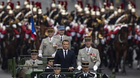 Macron pidió a los hospitales franceses que estén listos para una situación de gran guerra en Europa dentro de seis meses