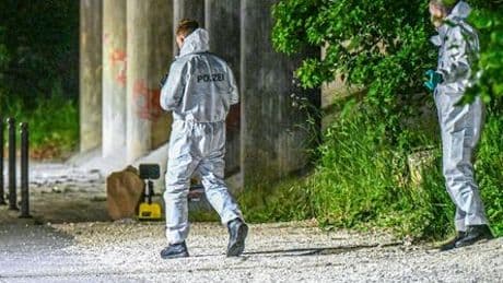 Göppingen: Unbekannter schießt auf Menschengruppe