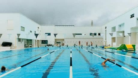 Au Havre, la nage en plein art