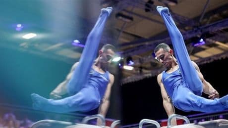 <p>Italia, terrore Bonicelli: cade dagli anelli, &egrave; in coma. Operato al collo d'urgenza, squadra ritirata</p>