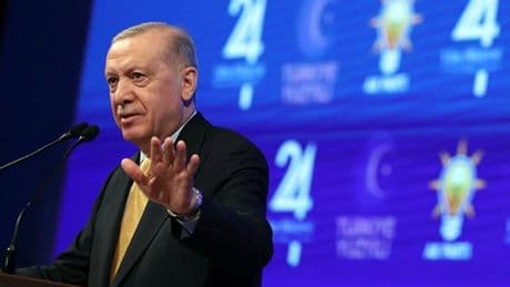 Anadolu ihtilali 24 yaşında