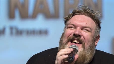 Hodor-acteur Kristian Niarn (49) trekt zich terug uit BBC-dansshow om gezondheid