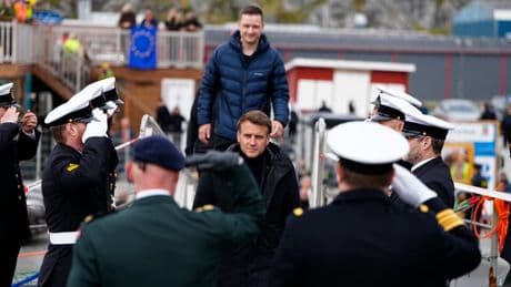 Groenland: Emmanuel Macron exprime la "solidarité européenne" lors d'un déplacement inédit sur l'île