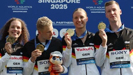 Viertes Gold in Folge –  Wellbrock triumphiert auch mit der Freiwasser-Staffel