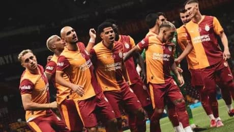 Avrupa'dan 4  takım, Galatasaray'ın yıldızının peşinde!