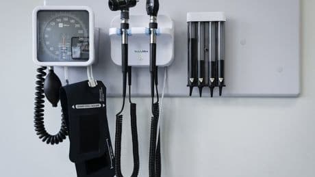 Manitoba doctors warn of rural and northern emergency room disruptions this summer