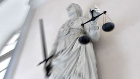 Séquestration, acte de torture: quatre hommes mis en examen après l'agression d'une famille dans le Calvados