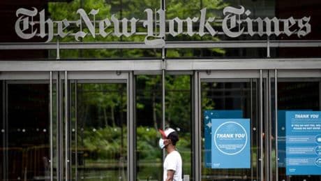 Trump presenta una demanda por difamación de 15.000 millones de dólares contra The New York Times