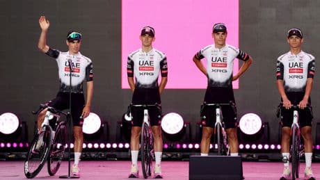 El desafío de Ayuso a Roglic en el Giro: "El favorito es él, tiene toda la presión, pero yo aspiro a lo máximo y tengo al mejor equipo"
