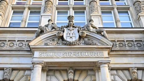 „Sie haben ein System aufgebaut, das davon gelebt hat, Vertrauen auszunutzen“