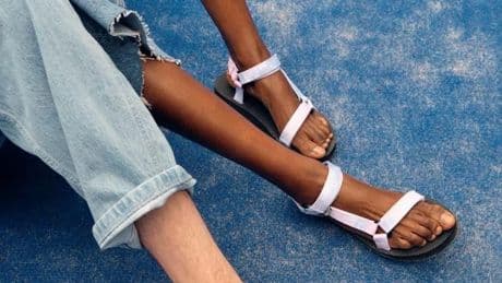 Las sandalias deportivas ideales y cómodas para caminar este verano: por menos de 70 euros
