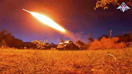 LIVE | Explosie heeft Krimbrug ondanks rondvliegende brokstukken niet beschadigd volgens Rusland