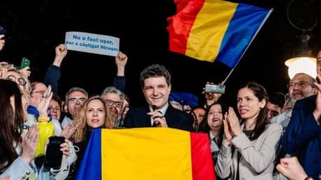 À la Une: la Roumanie après la présidentielle, une société fracturée