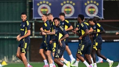Fenerbahçe'de tek hedef galibiyet! İşte Mourinho'nun Benfica maçı muhtemel 11'i