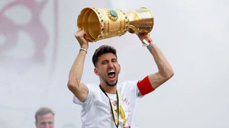 VfB-Kapitän heiß begehrt - Aston Villa und Newcastle klopfen bei Karazor an