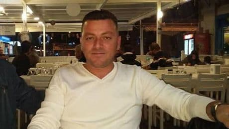 Otomobille kamyonet çarpıştı; 1 ölü, 2 ağır yaralı