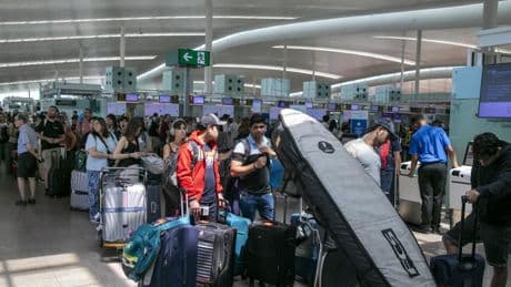 La huelga de ‘handling’ pondrá a prueba El Prat