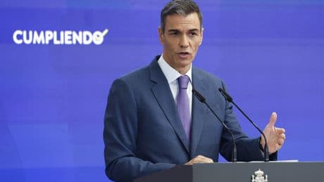Sánchez presume del crecimiento de la renta de los hogares cuando su subida per cápita es la cuarta peor de la OCDE desde 2007
