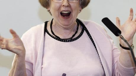 Susan Beth Pfeffer, 77, Dies; Wrote Complex Stories for Young Adults
