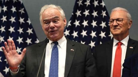 U.S. senators urge Canada to ‘give us another chance’ on trade, tourism