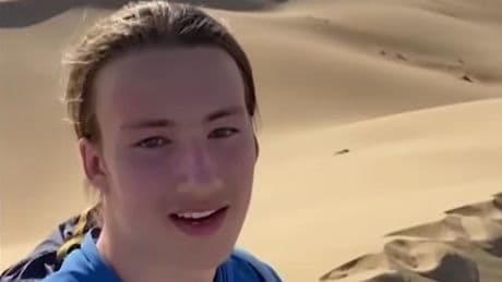 Iran bevestigt arrestatie van jonge Franse fietser die wekenlang werd vermist