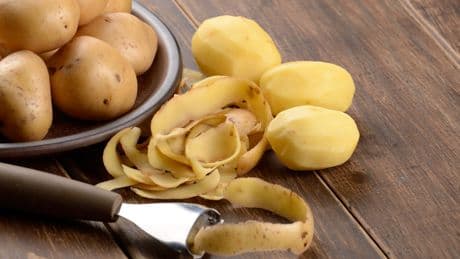 Schale nicht wegwerfen: Wofür Sie Kartoffelschalen verwenden können