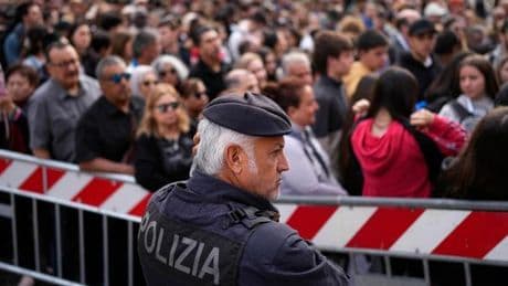 Funérailles du pape François : Rome se prépare à accueillir des « centaines de milliers » de fidèles