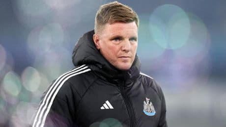 Premier League: souffrant d’une pneumonie, l’entraîneur de Newcastle de retour à l’entraînement
