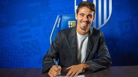 Serie A ekibi Parma'nın yeni hocası 29 yaşındaki Carlos Cuesta oldu