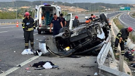 Kuzey Marmara Otoyolu'nda feci kaza: Anne öldü, eşi ve çocukları yaralandı