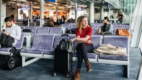 New rules for major airlines on small bags approved by MEPs