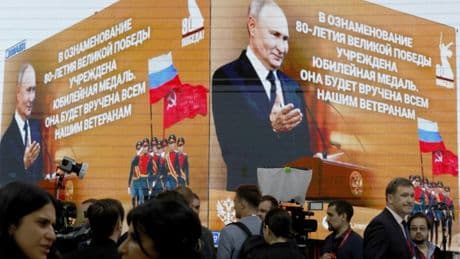 Kritik an Zentralbank: Russlands Wirtschaftsminister warnt vor Rezession