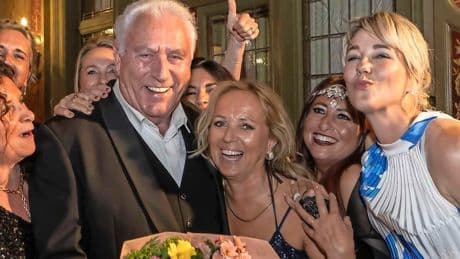 Marco Bakker nog altijd een charmeur tijdens allerlaatste optreden 3 Baritons: ’Het is toch een deel van je imago’