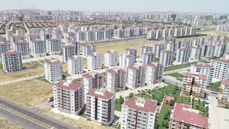 Dar gelirliye değil, müteahhite kaynak sağlanıyor
