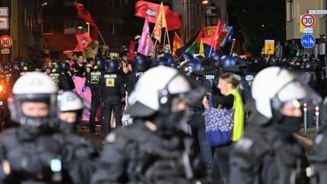 Köln: Innenministerium kritisiert Versorgungsmängel bei Demo-Einsatz