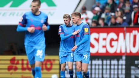 Sieg in Augsburg – Kiel macht Druck auf den Relegationsplatz