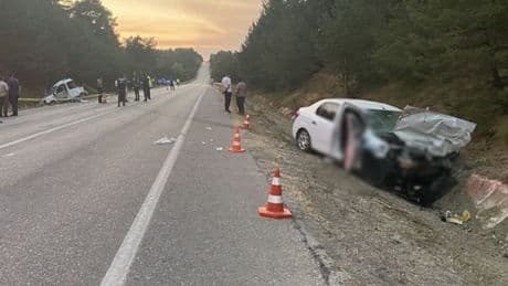 Kastamonu'da feci kaza: 2 ölü, 5 yaralı
