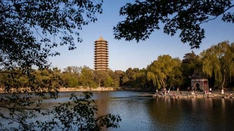 En Chine, des bouteilles d’eau “magique” pour “inspirer la sagesse” aux candidats du bac