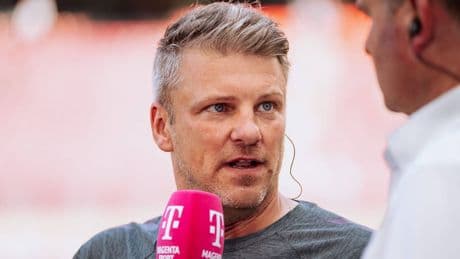 Lukas Kwasniok: Köln-Trainer fährt nach Test-Sieg TV-Reporter an