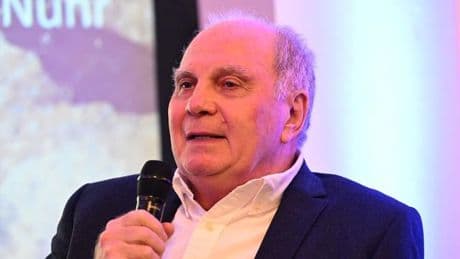 Fußball-Bundesliga: Hoeneß über Medien: Geht um jeden Furz links und rechts