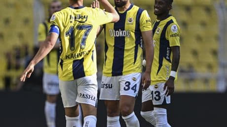 F.Bahçe geriden gelerek kazandı!