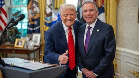 Donald Trump: Sein Gesandter Steve Witkoff stolpert über die Weltbühne