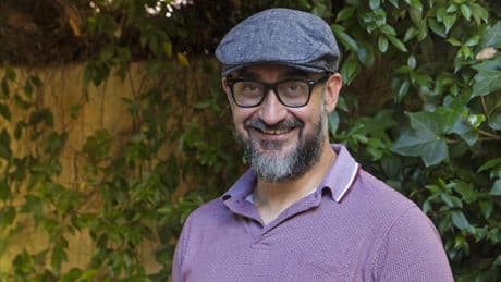 Dani Guerrero, de arruinarse en Barcelona a ganar 13 premios mundiales con su editorial Hammbre de Cultura: “Mis libros no son aptos para gastropusilámines”