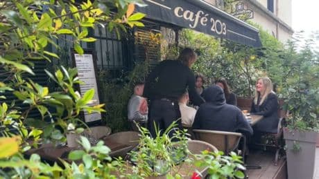 Lyon: la mairie demande la fermeture administrative de l'emblématique Café 203 du quai Fulchiron