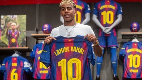 Lamine Yamal arranca su etapa como &#039;10&#039; del Barça con un objetivo: &quot;Falta ganar la Champions&quot;