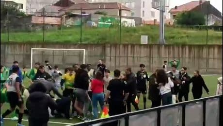 Una decisión ejemplar: retiran a sus equipos de un torneo internacional debido a las multitudinarias peleas