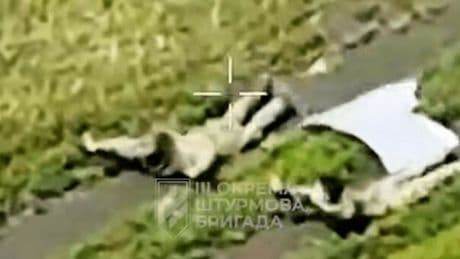 Guerra ucraina, soldati russi si arrendono (per la prima volta) a una pattuglia di robot e droni di Kiev. «Sono nostri prigionieri»