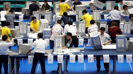 Dolar hafta sonu Japonya'dan gelecek haberi bekliyor
