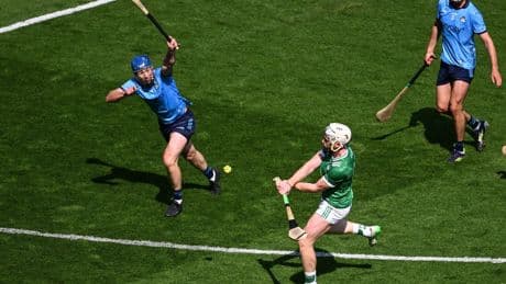 Wat maakt de eeuwenoude sport hurling zo speciaal? ‘Het is ons eigen erfgoed’